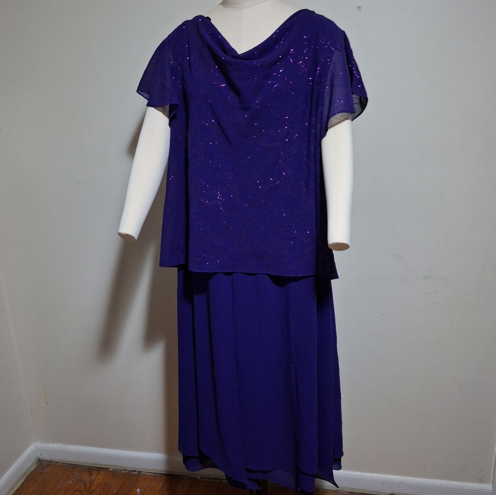 Plus Size Purple Women's Evening Dress size 28W